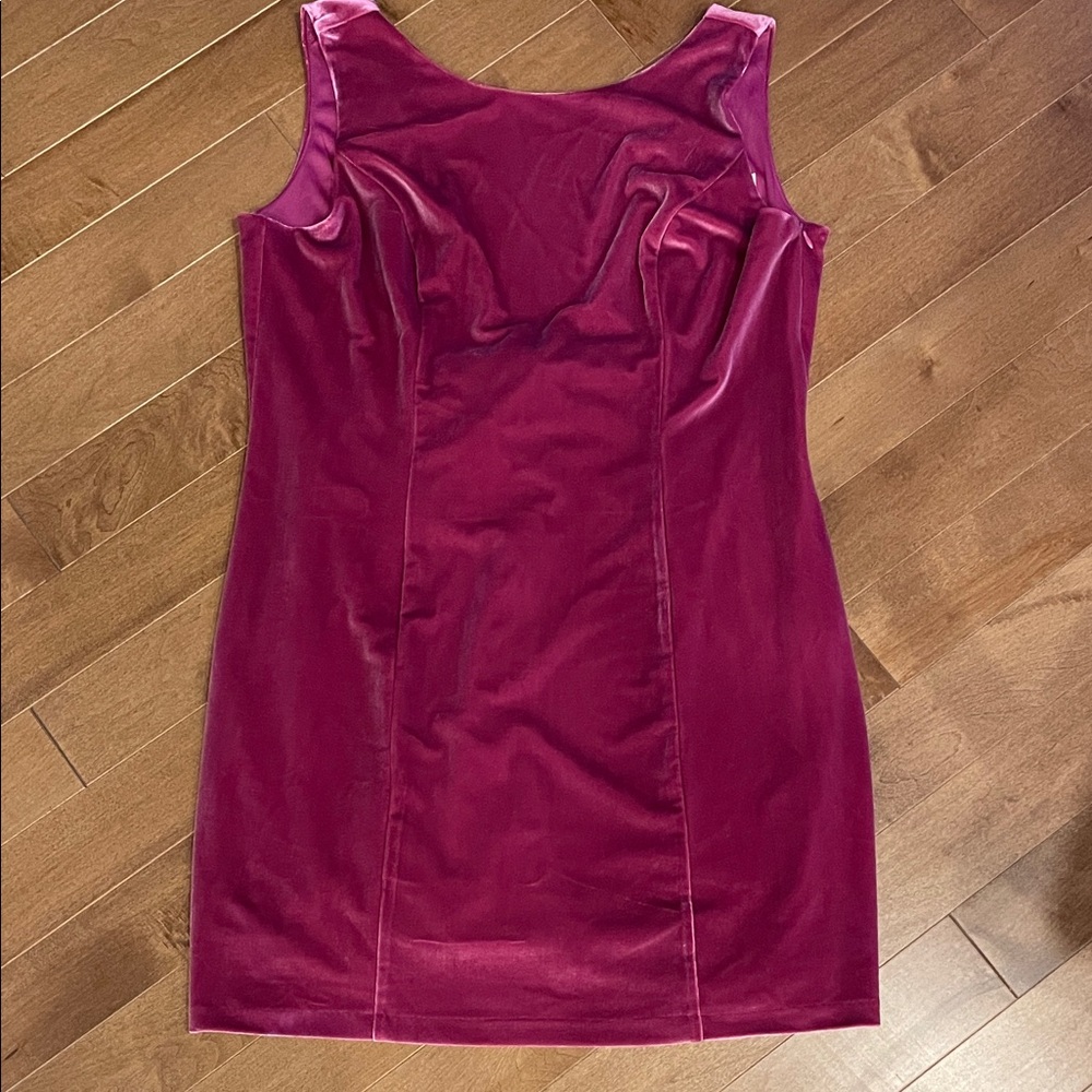 Elegant Sleeveless Pink Dress